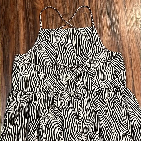 NWOT Levi’s Amalijia Zebra Print Midi Dress - Picture 10 of 16